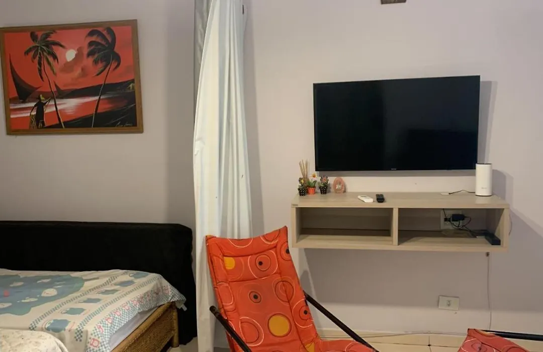Casinha top 50 metros da Praia das Asturias em condominio fechado-1